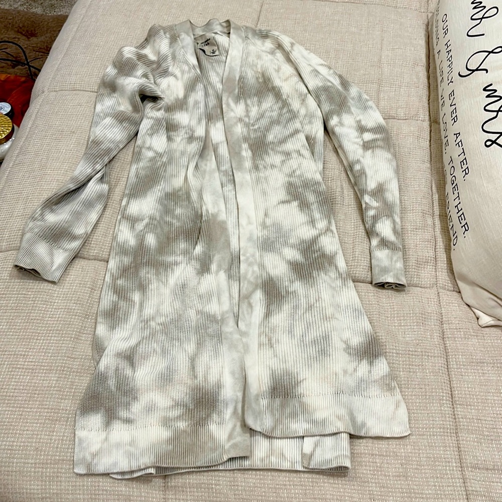Abercrombie & Fitch -long cardigan - gray tie dye worn once soft cotton blend